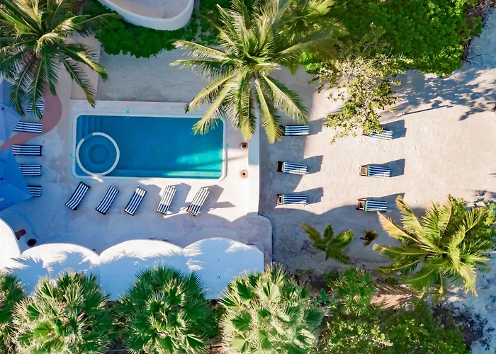 Beachfront Hotel Boutique Dk