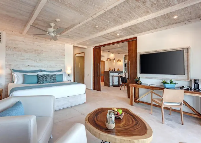 Hotel with Tennis: Mystique Holbox By Royalton, A Tribute Portfolio Resort